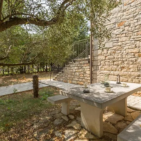 Holiday home House Anna, Near The With Huge Private Garden *
